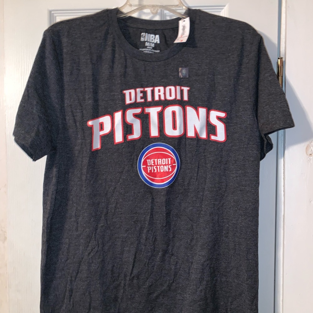 🏀 Detroit Pistons Marquee NBA Basketball Tee 🏀 NWT